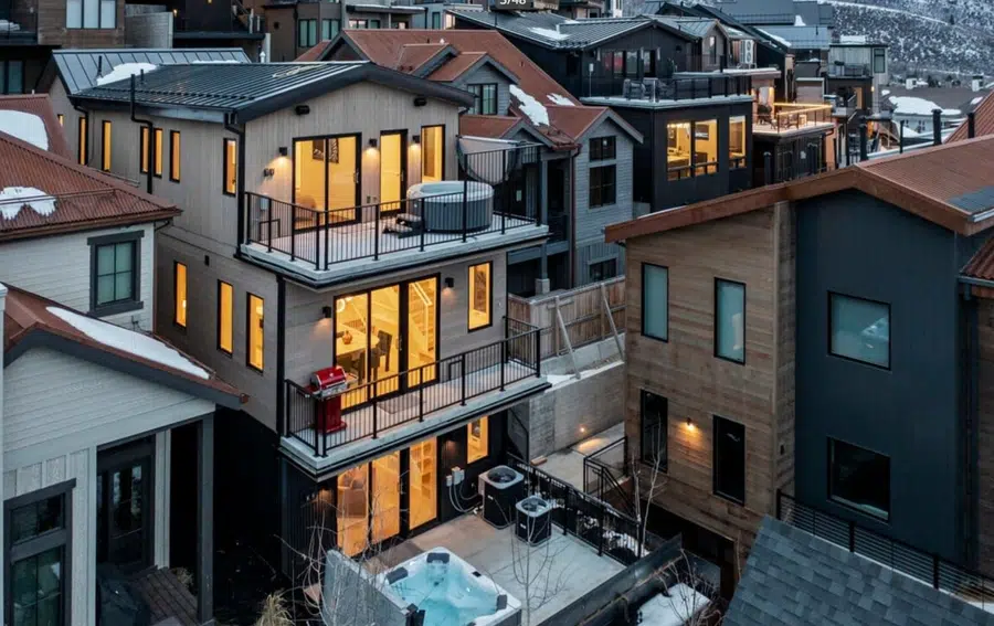 Fenchurch by Elevation Lodges